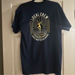 Dave Matthews Band 2018 Navy Blue T-Shirt with Firedancer unisex size medium.
